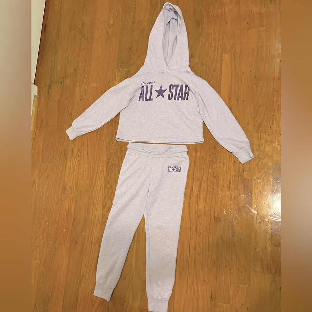 Converse, 2 piece lavender jogger set